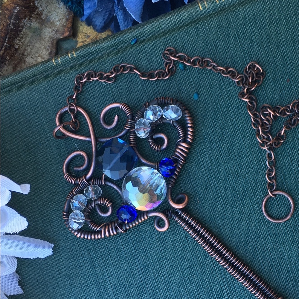 ❤️SOLD❤️Copperwrapped crystal gemstone sun catcher - Picture 2 of 8